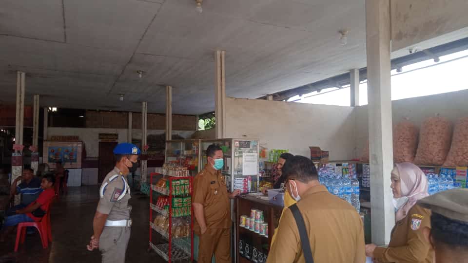 UJI PETIK RUMAH MAKAN MAGELANG
